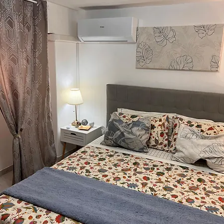 Manzoni 29 Apartment *