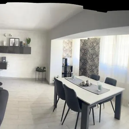 Apartment Manzoni 29